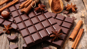 El chocolate es un ingrediente que aman casi todas las personas que son amantes del dulce, y es que combina a la perfección con multitud de recetas.