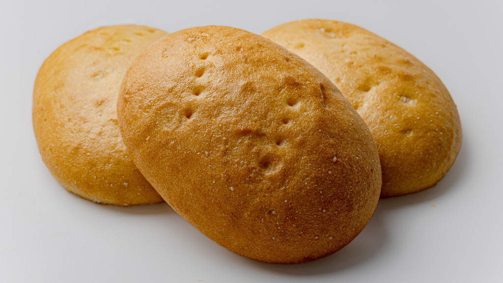 Nuestros molletes se convertirán en el aliado perfecto en desayunos y meriendas, sobre todo, si eres un fiel amante del pan.