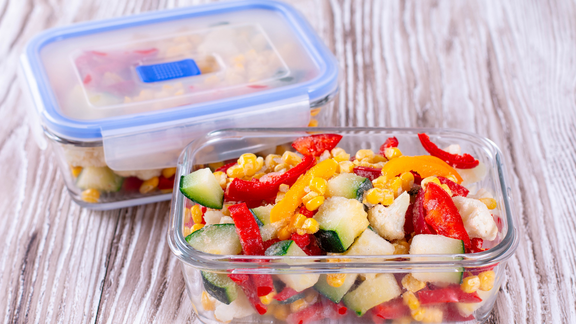 Cocinando grandes cantidades podrás congelar el sobrante, así tendrás cuando disponible para cuando no tengas tiempo.