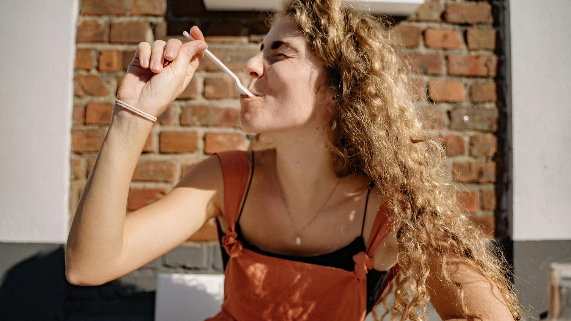 Poder disfrutar de una alimentación sin gluten con total seguridad es un beneficio no solo para tu intestino sino también para tu bienestar emocional.