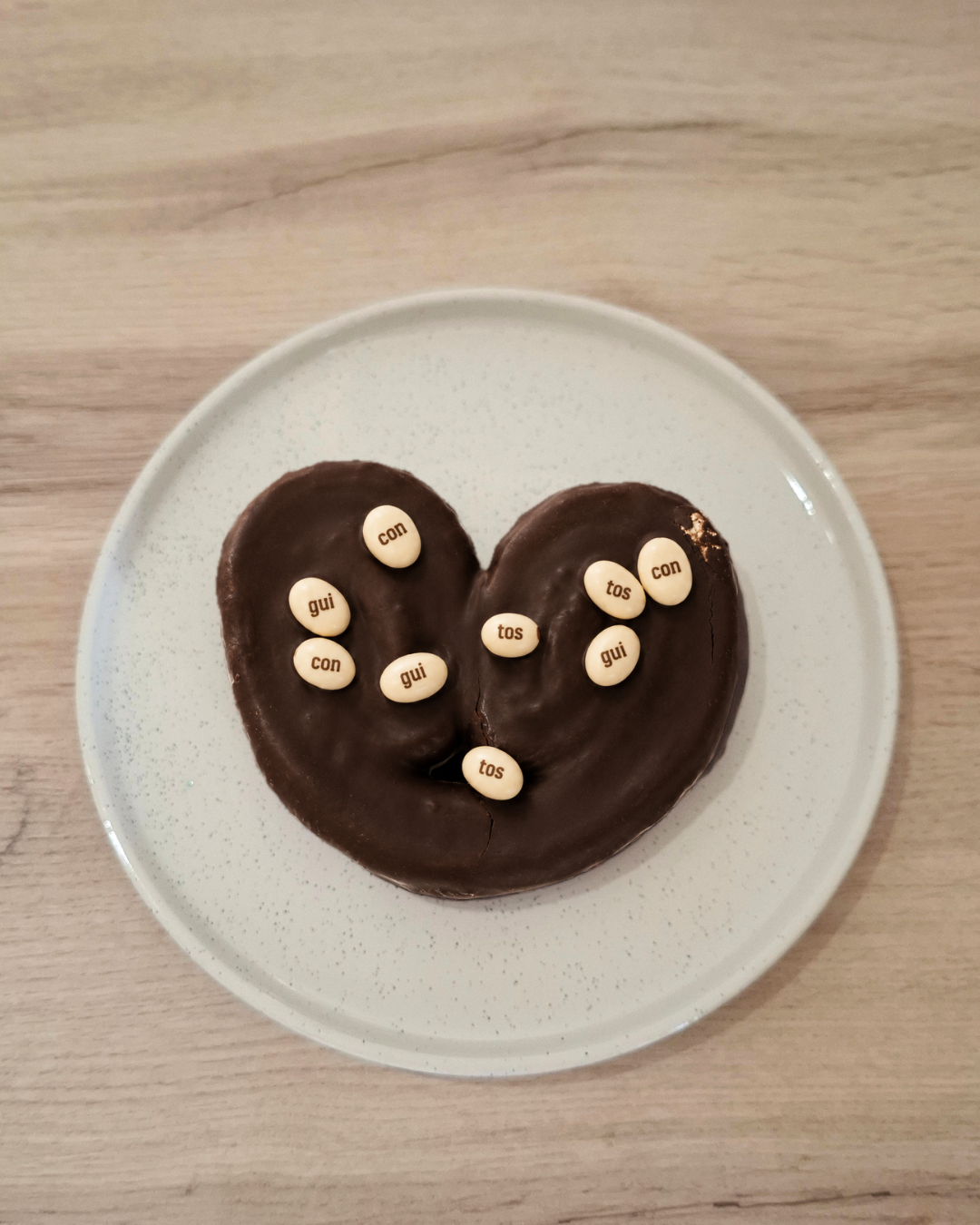 Palmera de chocolate con Conguitos blancos