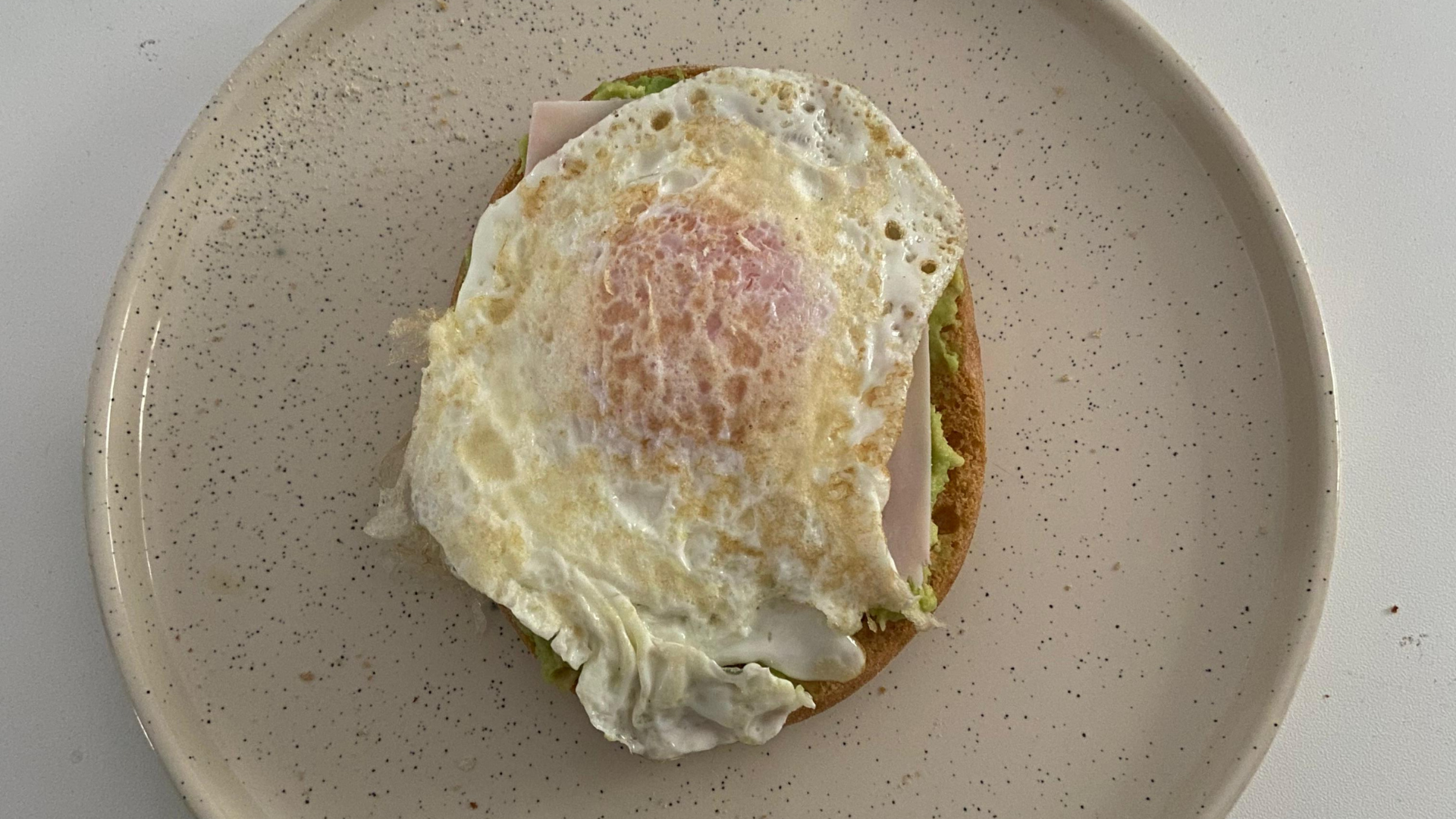 Son muy versátiles y permiten una gran variedad de combinaciones, como añadirle aguacate, pavo y huevo.